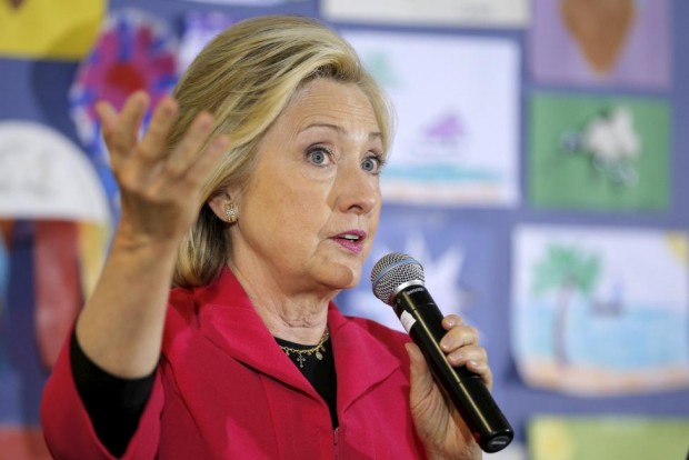 Hillary Clinton durante campanha em 15 de junho. Brian Snyder/Reuters