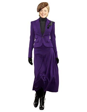 Hillary Clinton em vestido de Ralph Lauren. Montagem da "Harper's Bazaar". Crédito Reprodução